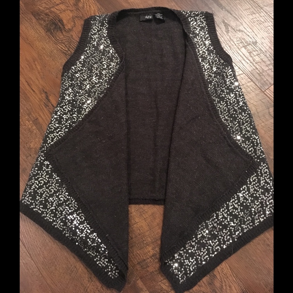 Daytrip Sequin Sleveless Open Sweater